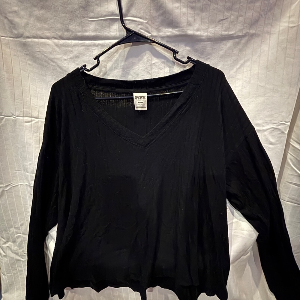 PINK Victoria's Secret Black V-Neck Long Sleeve Tee
